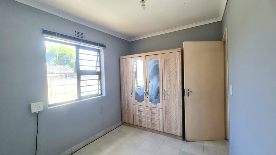 To Let 2 Bedroom Property for Rent in Greenfield Western Cape